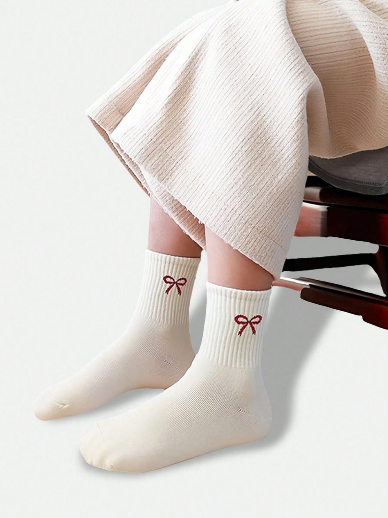10 Pairs Girls' Crew Socks, Heart/bow Pattern, Casual Fitted Design, Breathable & Comfortable, Spring/fall/winter Wear, Comfy Breathable Socks