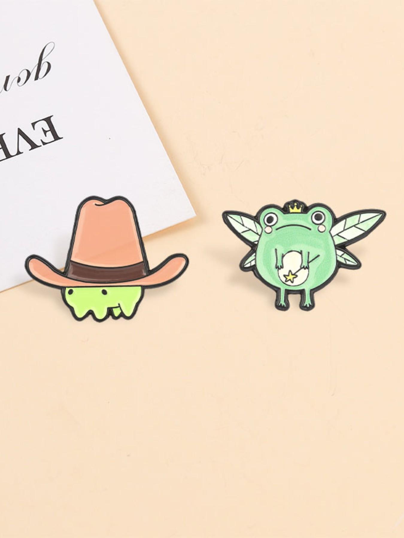 2PCS Cartoon Cute Frog Cartoon Alloy Pin , Frog Fairy Wearing Crown Dragonfly Wings Holding Magic Wand & Cowboy Frog Brooch , for Animal Lovers Backpack Jacket Clothing Badge  Decoration Gift, Fashion Lapel Pin