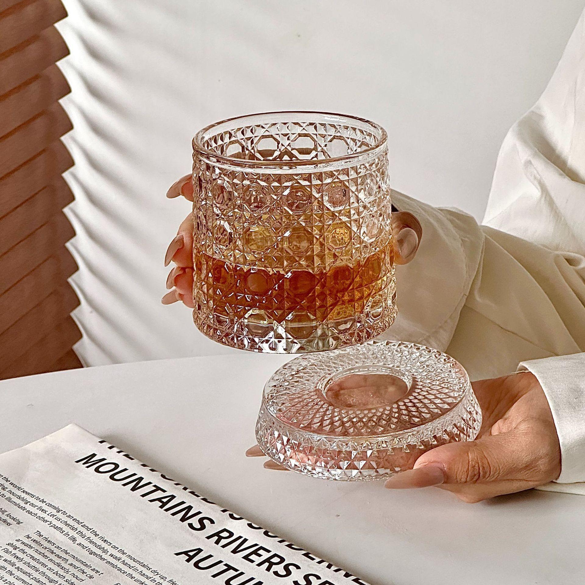 360° Rotating Whiskey Glass, Carved Crystal Wine Cup, Stress Relief Drinkware, Ideal Gift for Friends and Family