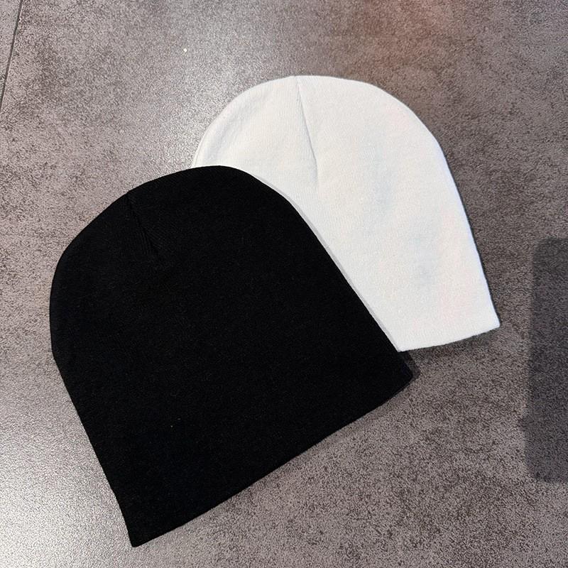 Gothic Punk Skull Knit Beanie, Unisex Rock Hand Skull Embroidery, / Warm Casual Hat for Cold Weather, All-Season Fashion Accessory