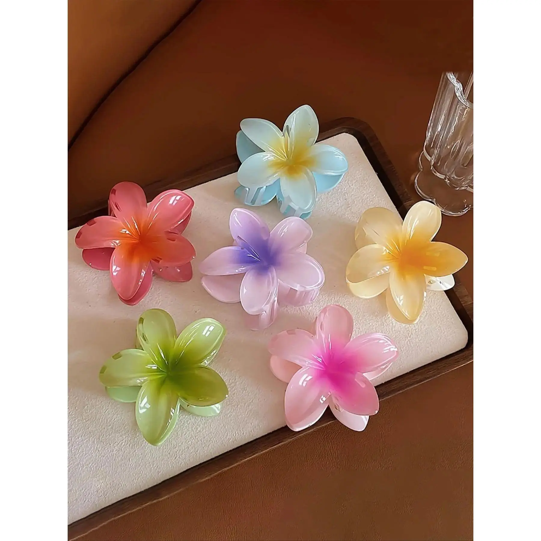 6-Pack Flower Hair Claw Clips for Women, Cute Minimalist Floral Hair Accessories, Strong Hold Non-Slip Claw Clips for Thick & Curly Hair, Trendy Decorative Hair Barrettes, Everyday Casual Styling for Work, School, Travel & Daily Use