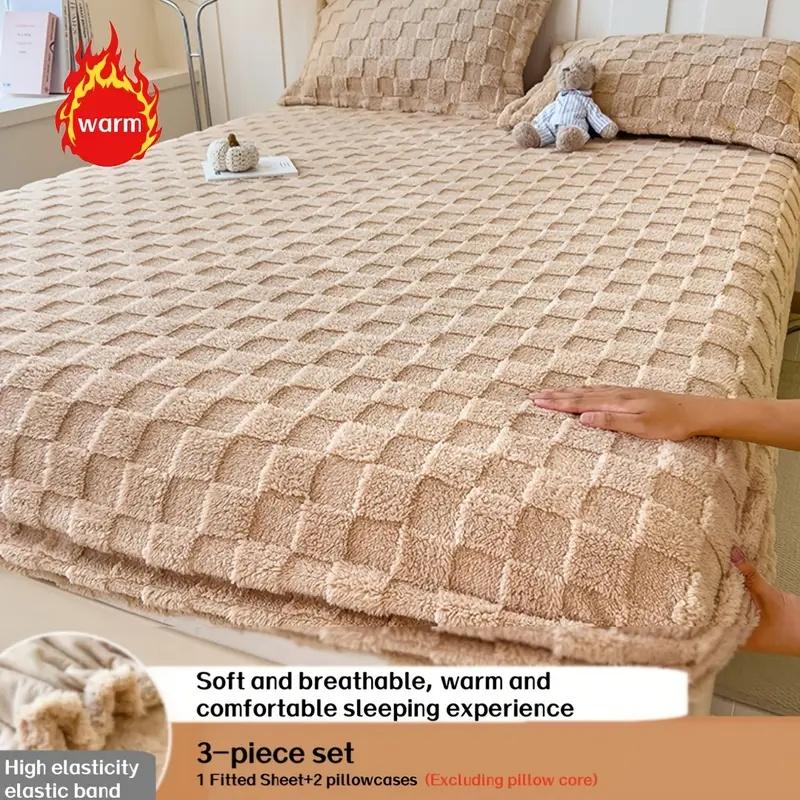 Floral Plaid Fleece Bedding Set, Includes One Fitted Sheet and Two Pillowcases, Warm Bedding for Comfortable Sleep Nights, Bedsheet Sets