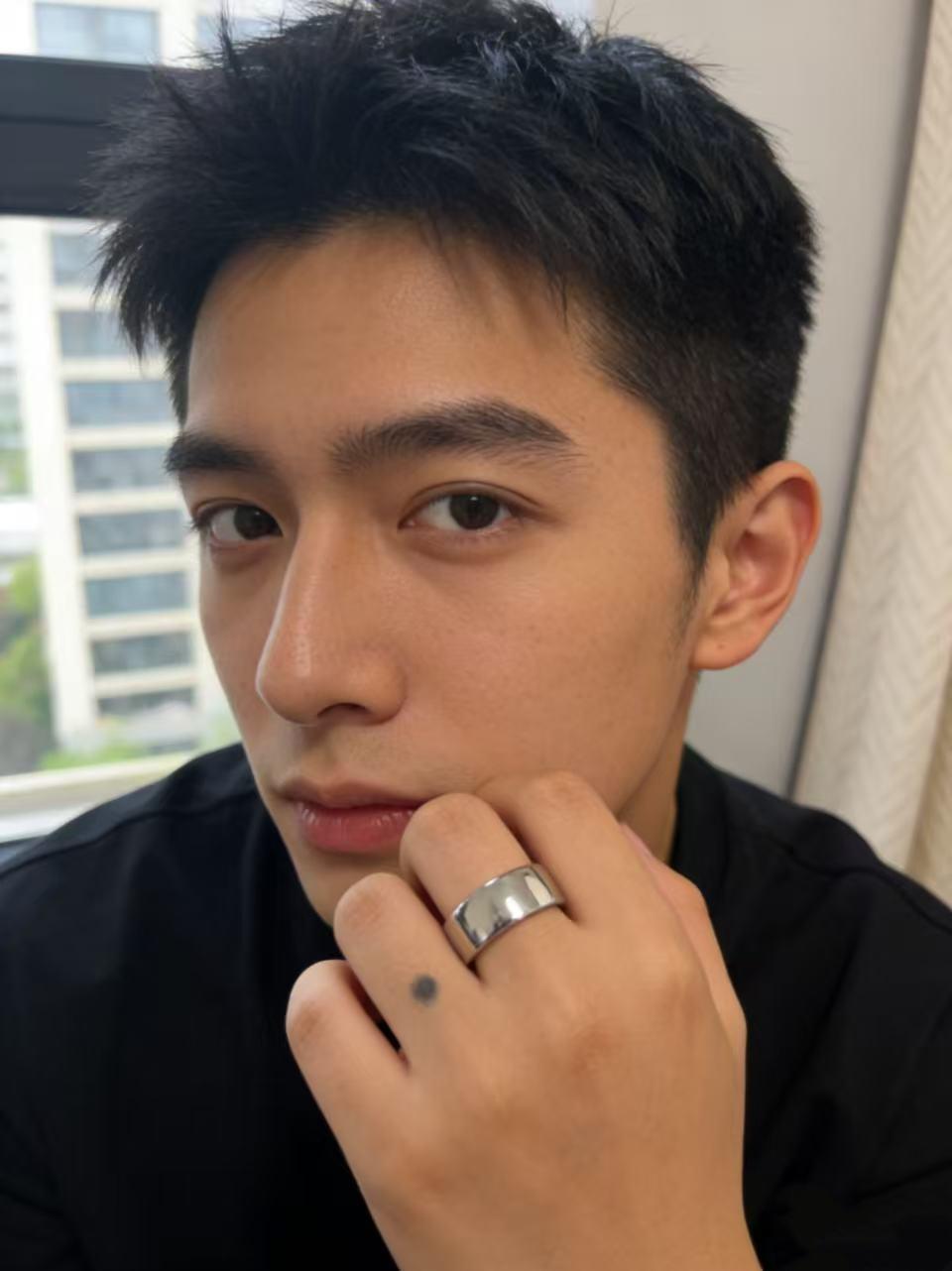 Classic Silver Color 8mm Stainless Steel Ring, Simple Design, Unisex Jewelry Gift, Suitable for Daily Wear, Weddings, Anniversaries