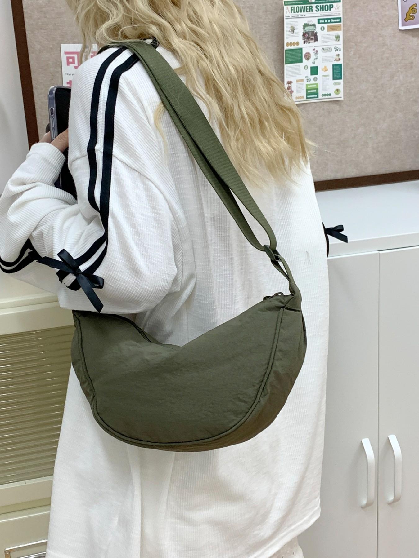 Smart Moon Shape Bag, Adjustable Shoulder Strap Mini Bag, Lightweight Waterproof Nylon Material, Zipper Closure, Casual Crossbody Bag for Everyday Use