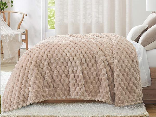 Whale Flotilla Queen King Size Blanket for Bed with Expanded Stereoscopic Jacquard Pattern, Fuzzy Soft Cozy Exquisite Blankets or All Season, Warm and Fluffy