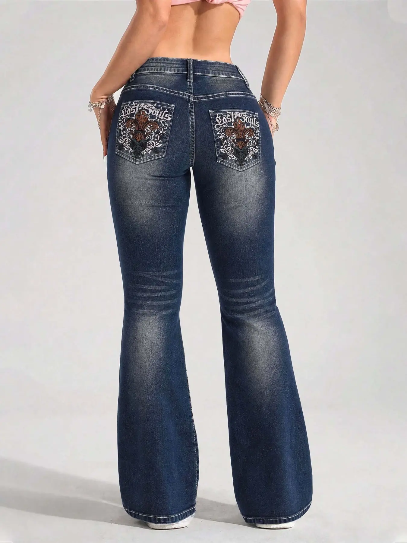 Y2K American Retro Deep Blue Vintage Distressed Embroidered Flared Pants High-Waist Stretch Fit Slimming Denim Long Pants, Mid-Rise Flare Jeans for Trendy Casual Wear
