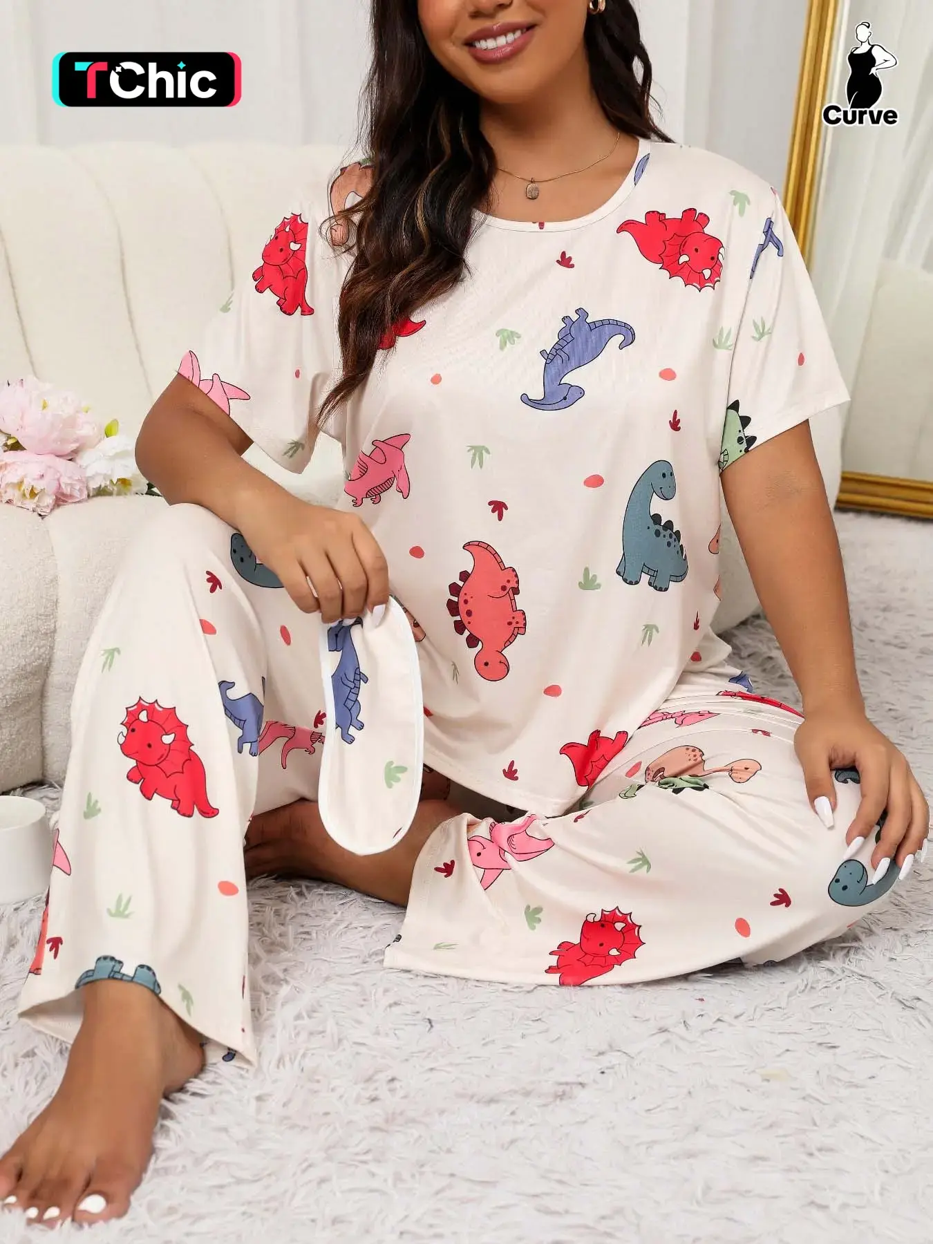 Plus Size Two-Piece Set Cartoon Dinosaur Print Tee & Elastic Pants & Eye Mask Pyjama Set, Casual Short Sleeve T-shirt & Trousers & Eye Cover, Women's Fitted Summer Sleepwear Loungewear Pajamas, Lightweight Sleepwear