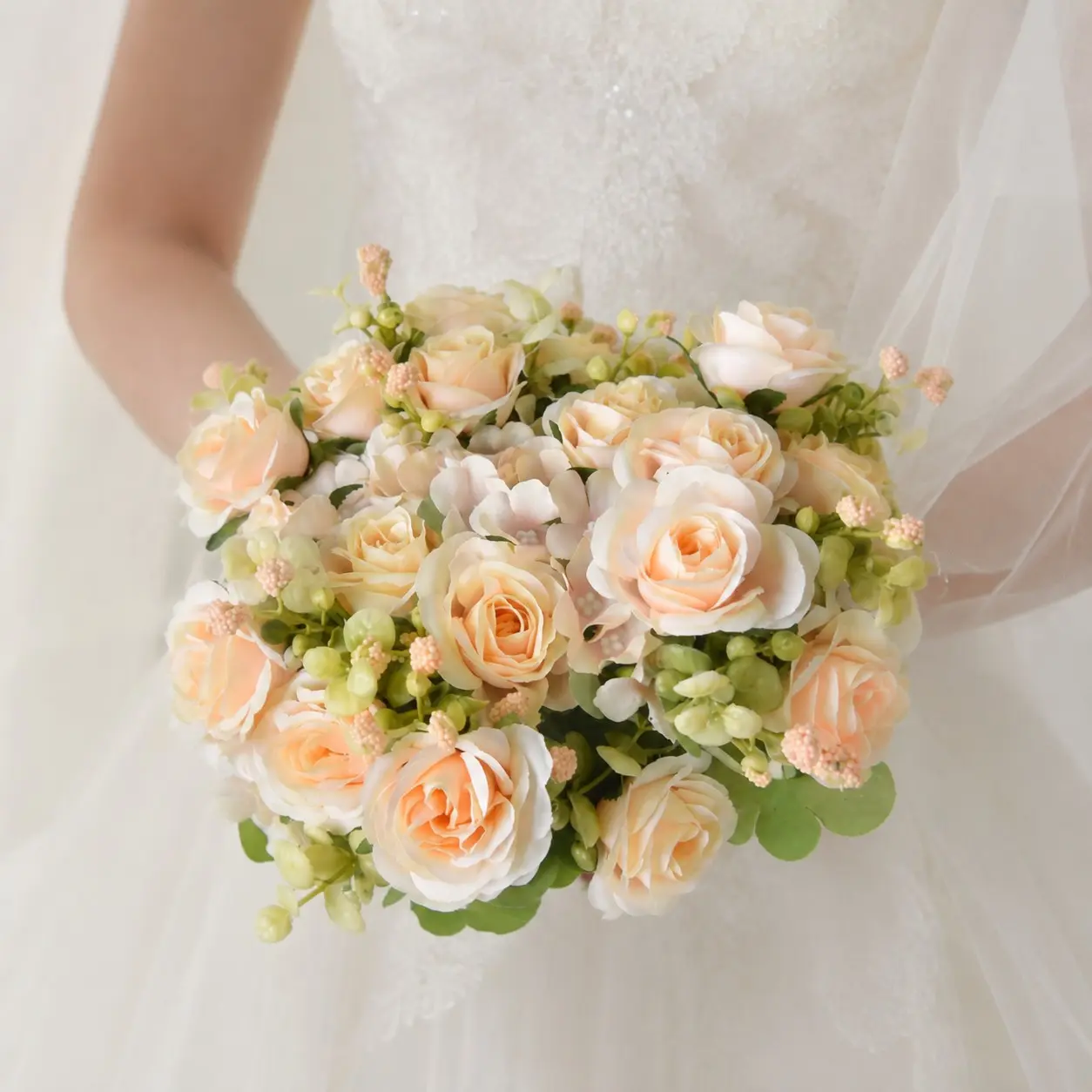 6pcs Realistic Rose Bouquet, Champagne Color, Full Bloom Design, Berry Leaves, Wedding, Party, Home Decor, Long-Lasting, Real Looking Artificial Flowers