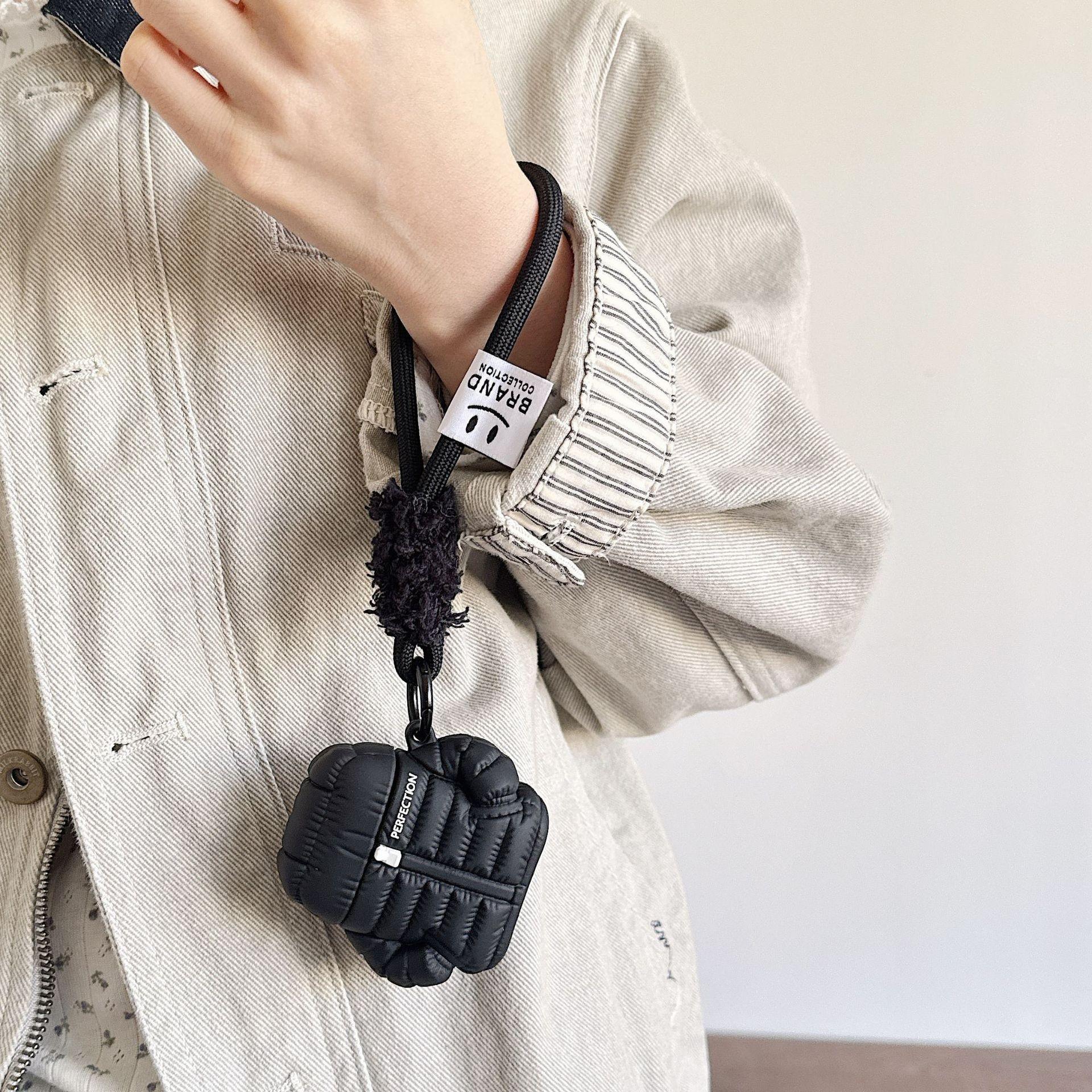 1 down jacket shaped headphone case, cute wireless Bluetooth headphone case, drop resistant, durable and stylish accessory, suitable for AirPods pro3/1/2/3/4/pro/pro2 (shape may vary depending on model)