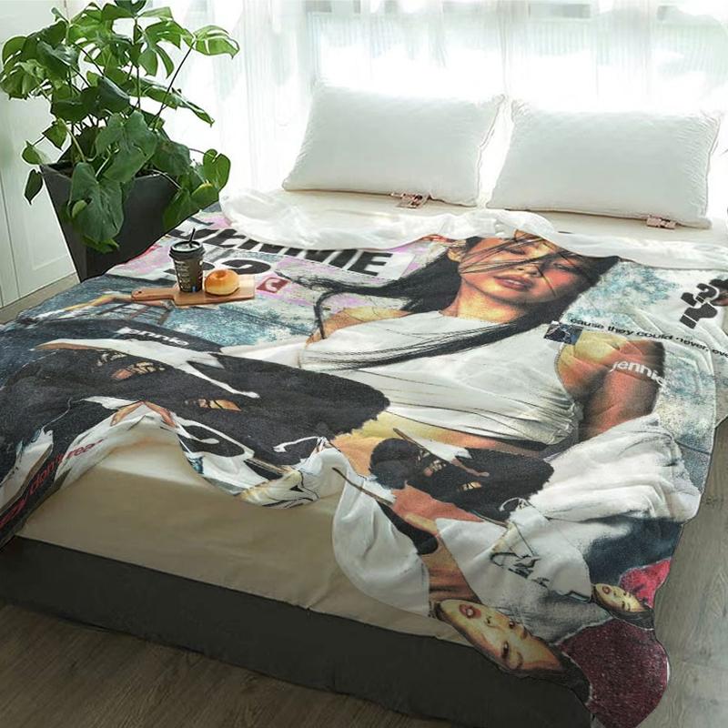 Trendy Patchwork Flannel Blanket, Portable Nap Blanket for All Seasons, Office Sofa Bed Car Plane Warm Blanket