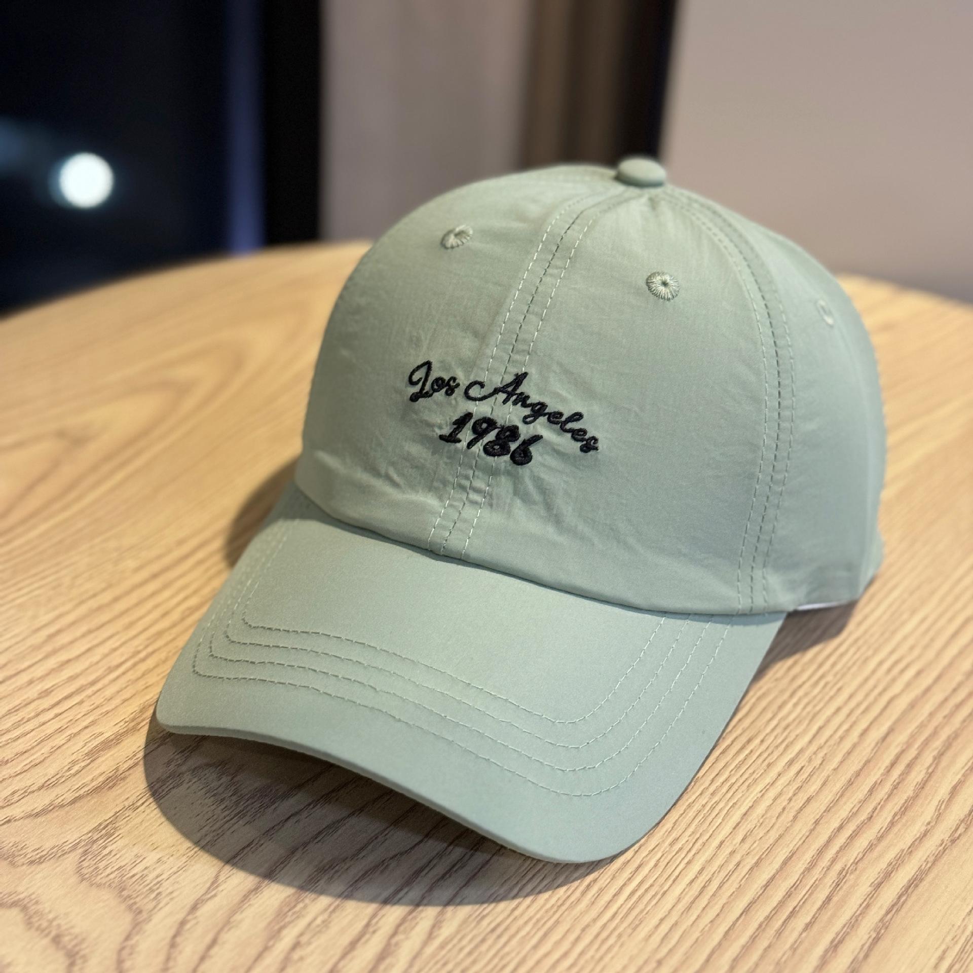 Unisex Vintage 1986 Los Angeles Cotton Baseball Cap - Embroidered California Slogan, Adjustable Snapback Trucker Hat, Retro Streetwear, Clean Fit, Casual Sun Hat, Black White, Everyday Wear