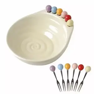 Elegant Fruit Bowl Set with 6 Forks, High-End Home Decor for Living Room Coffee Table, Creative French Chic Plastic Fruit Tray