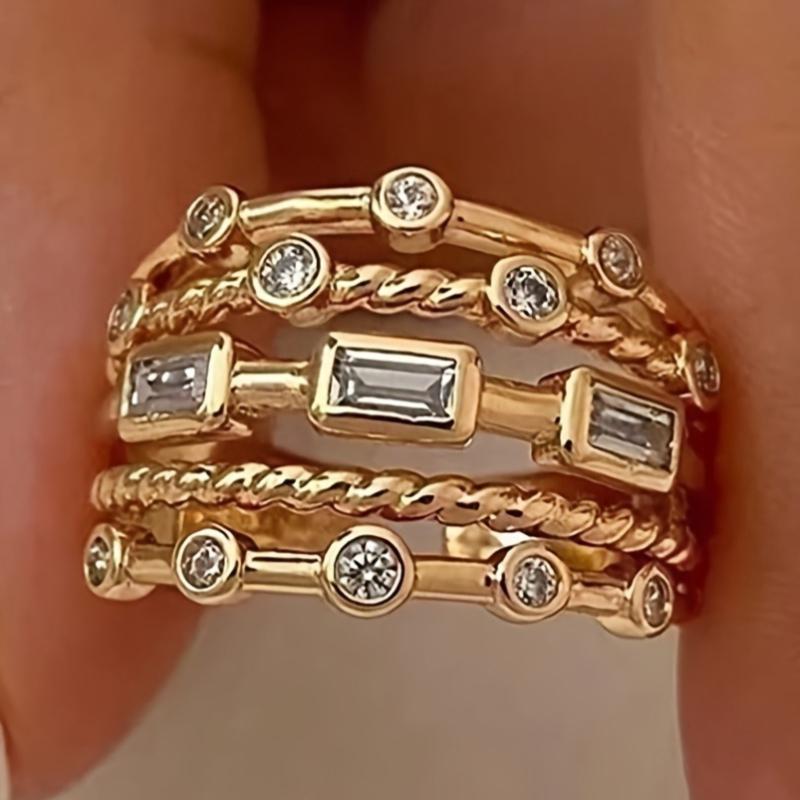 Women's 1PC Chunky Gold Wire-Wrapped Handmade Geometric Ring - French Retro Hammered Adjustable Size Open Cuff, Luxury Female Crystal-Accent Multi-Layer Stack Anti-Tarnish Statement Band, Viral Costume Jewelry for Wedding Banquet Gift