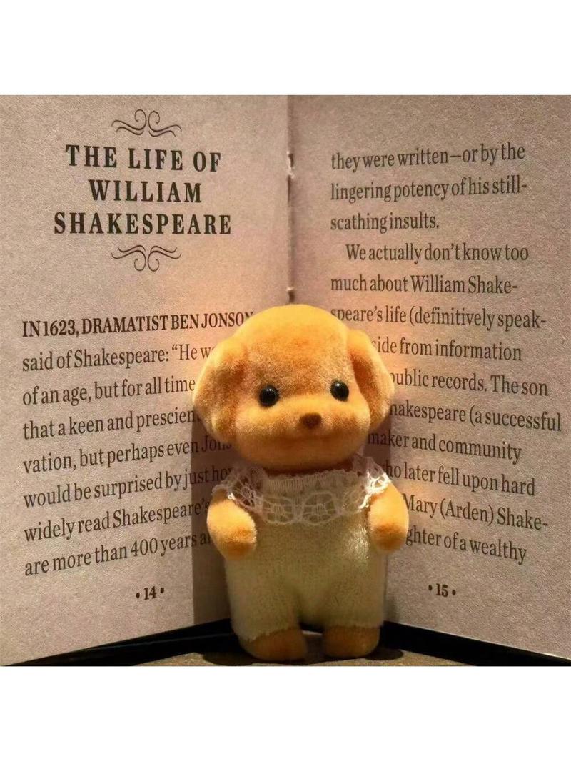 Sylvanian Families Vip Dog Doll, Adjustable Limbs Miniature Figurine, Desktop Decoration, Random Style Packaging, Collectible Toy