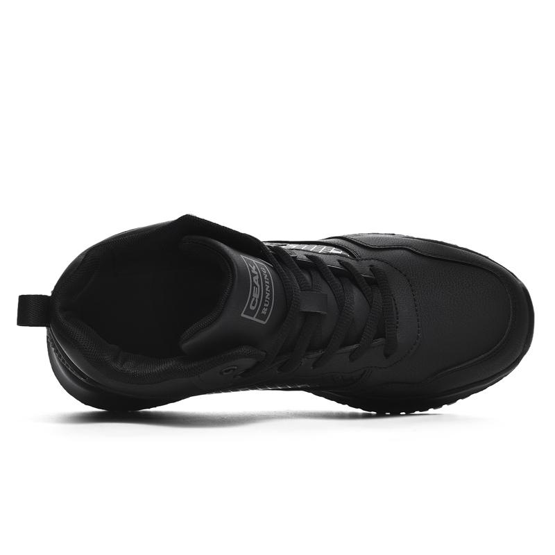 Ubetif Unisex kitchen workshoes Pu Leather Non Slip Food Service Shoes, Water & Oil Resistant, Comfortable, Lightweight Footwear for Men, Slip-on Chef Walking Shoes Work Safety Boots Black