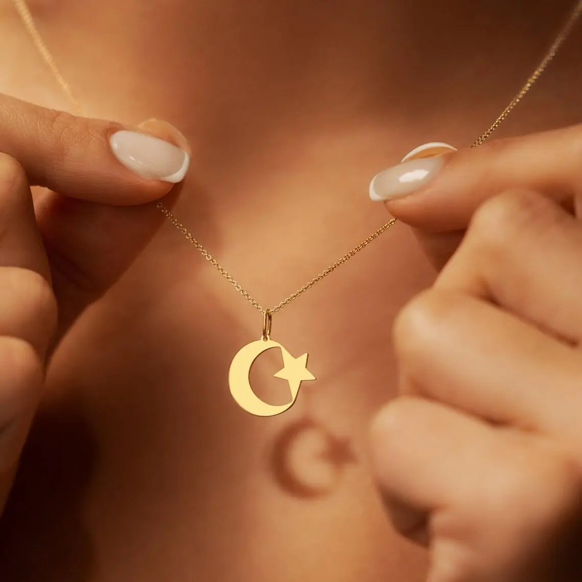 Unisex Stainless Steel Crescent Moon Star Pendant Necklace - Stainless Steel Chain Jewelry, Religious Spirituality Amulet, Arabic-Turkish Islamic Costume Accessory for Men and Women