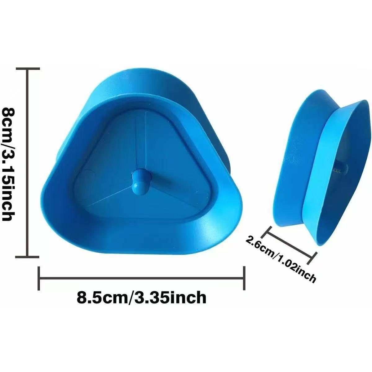6pcs plastic triangular versatile Poker playing card holder provides convenience for playing cards and board games, and is an ideal gift for Christmas, Halloween and Thanksgiving.
