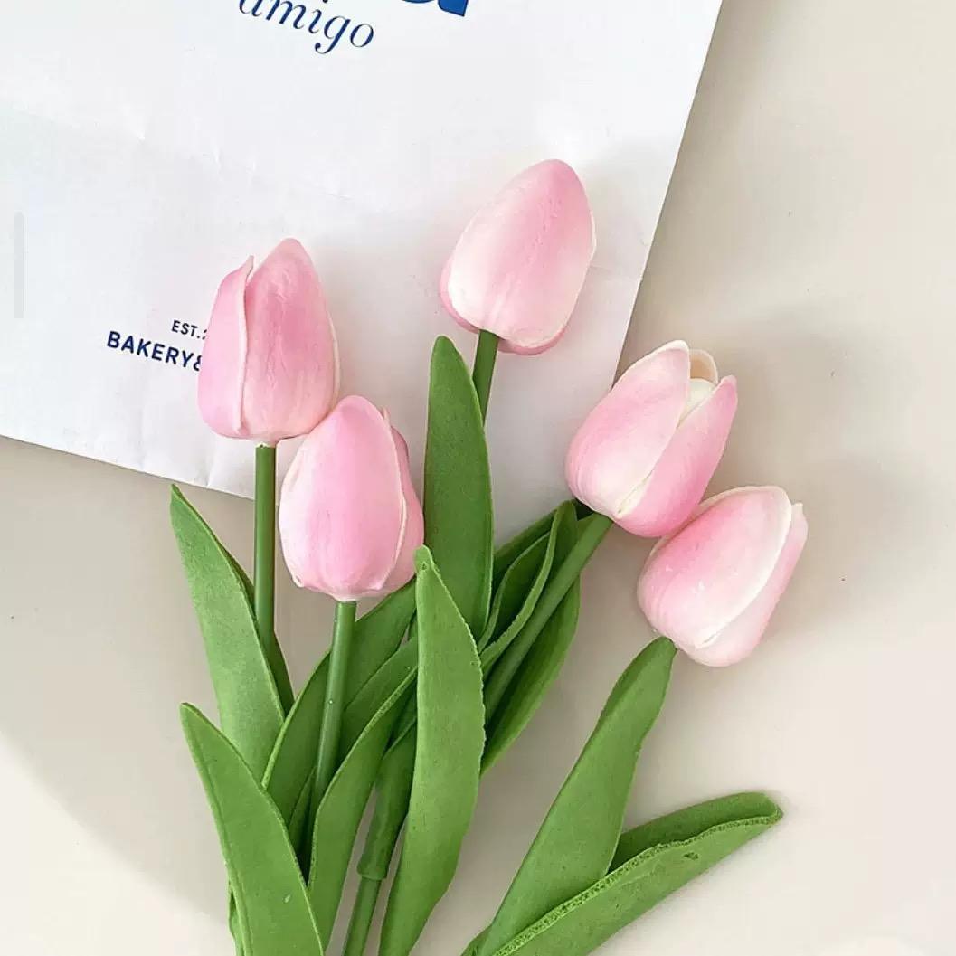 30pcs Realistic Tulip Flower Decorative Plastic Flowers, Touch-Realistic, Ideal for Wedding Bouquets, Home, Hotel, Party, Outdoor Events