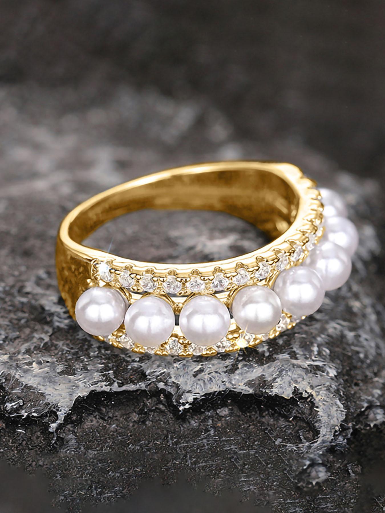 Luxurious Imitation Pearl Ring for Women, Zircon Embedded Edge, Fashionable Everyday Jewelry, Elegant Single Band Ring