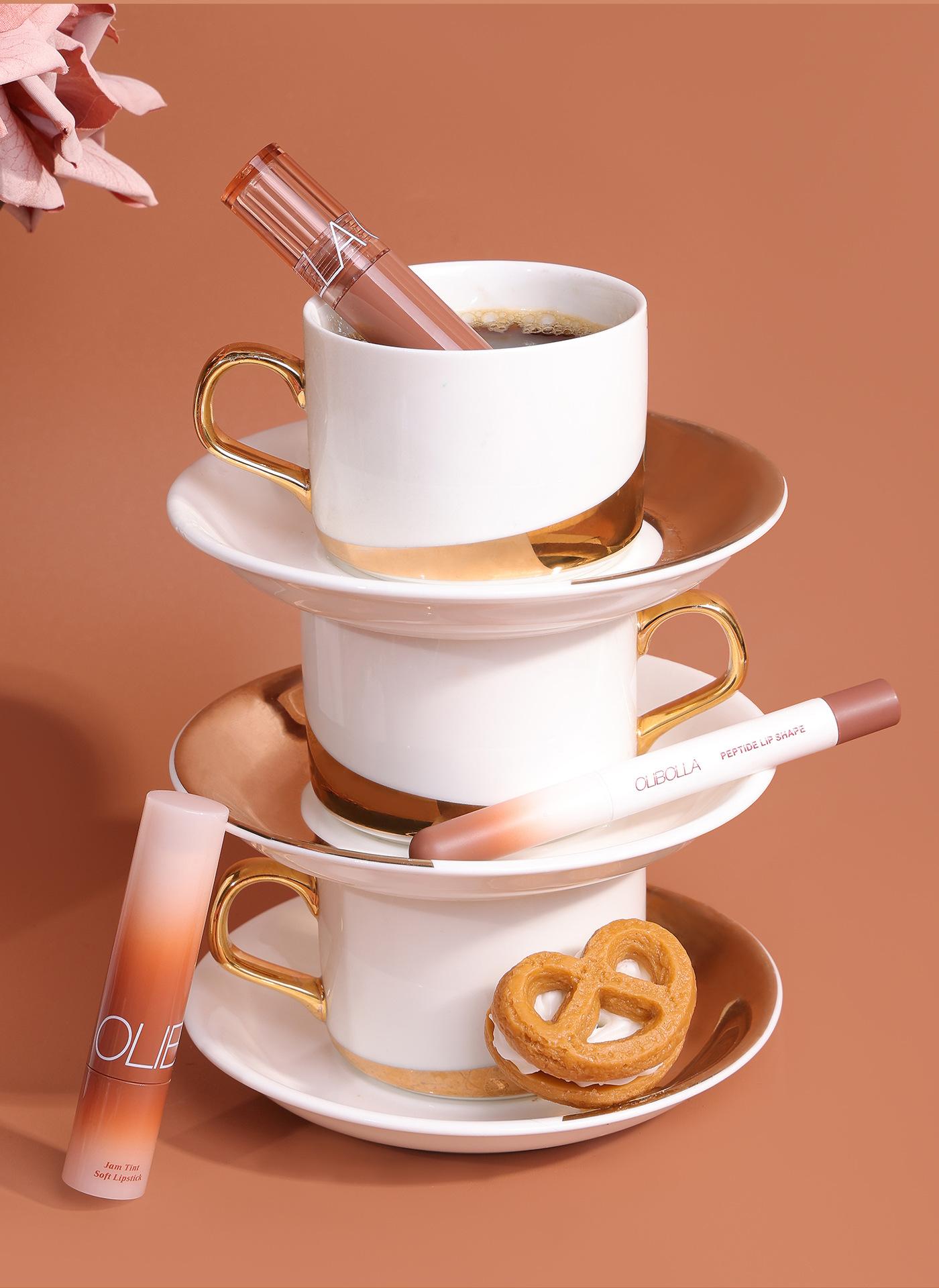 3 Piece Matte Lip Liner Set, Water Gloss Lipstick Makeup Combo, Long-Lasting Non-Fading, Easy Application, Perfect for Students and Dates, Lippie Pencil Kit