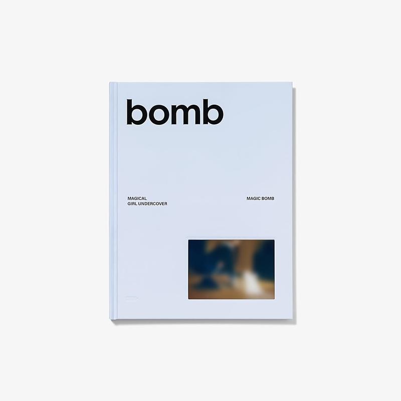 Illit Third Mini Album Card Collection Set, Bomb Version Photo Book + Special Extra Photo Cards, K-Pop Collectible Memorabilia