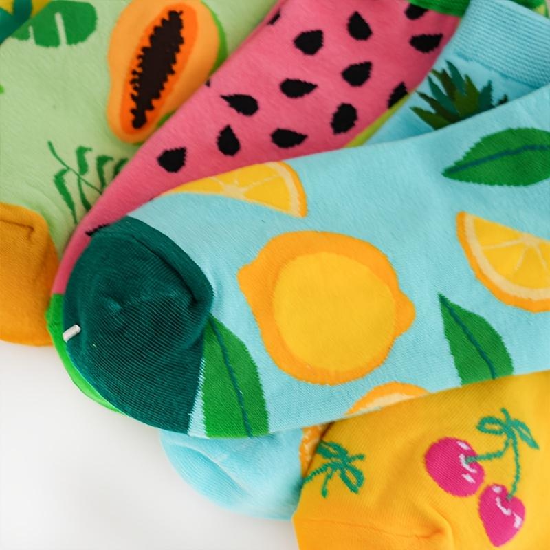 6/12 Pairs Random Men'S Ankle Socks Featuring Fruit And Vegetable Patterns - Made from Colorful Knitted, Machine Washable, Low-Cut Design Suitable for Casual Wear, Adorable Socks Perfect for Outdoor Activities. Soft, Comfortable