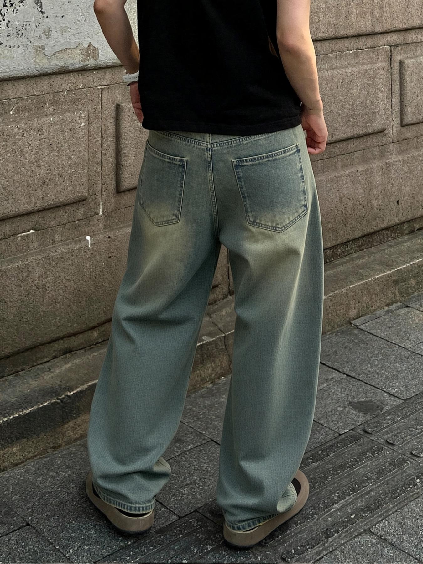 Men's Vintage Distressed Wide Leg Medium Wash Jeans, Washed Denim