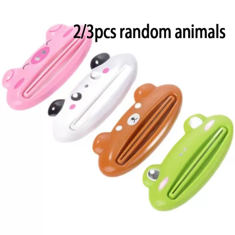 2/3 pieces of bathroom accessory animal shaped toothpaste squeezer can be reused and is easy to use. Cartoon animal toothpaste squeezer is suitable for children and adults. Fun plastic bathroom accessory, independent and easy to use, perfect toothpaste ra