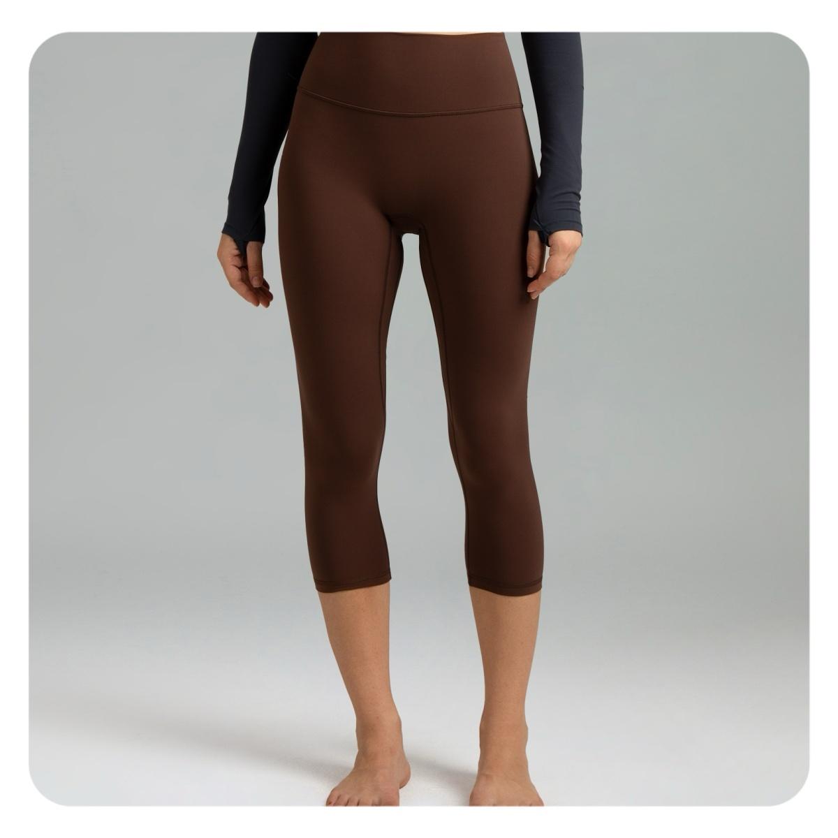 Colorfulkoala Women's No Front Seam Yoga Capri 21" Dreamlux High-Waisted Tummy Control Workout Leggings with Hidden Pocket Petite Length