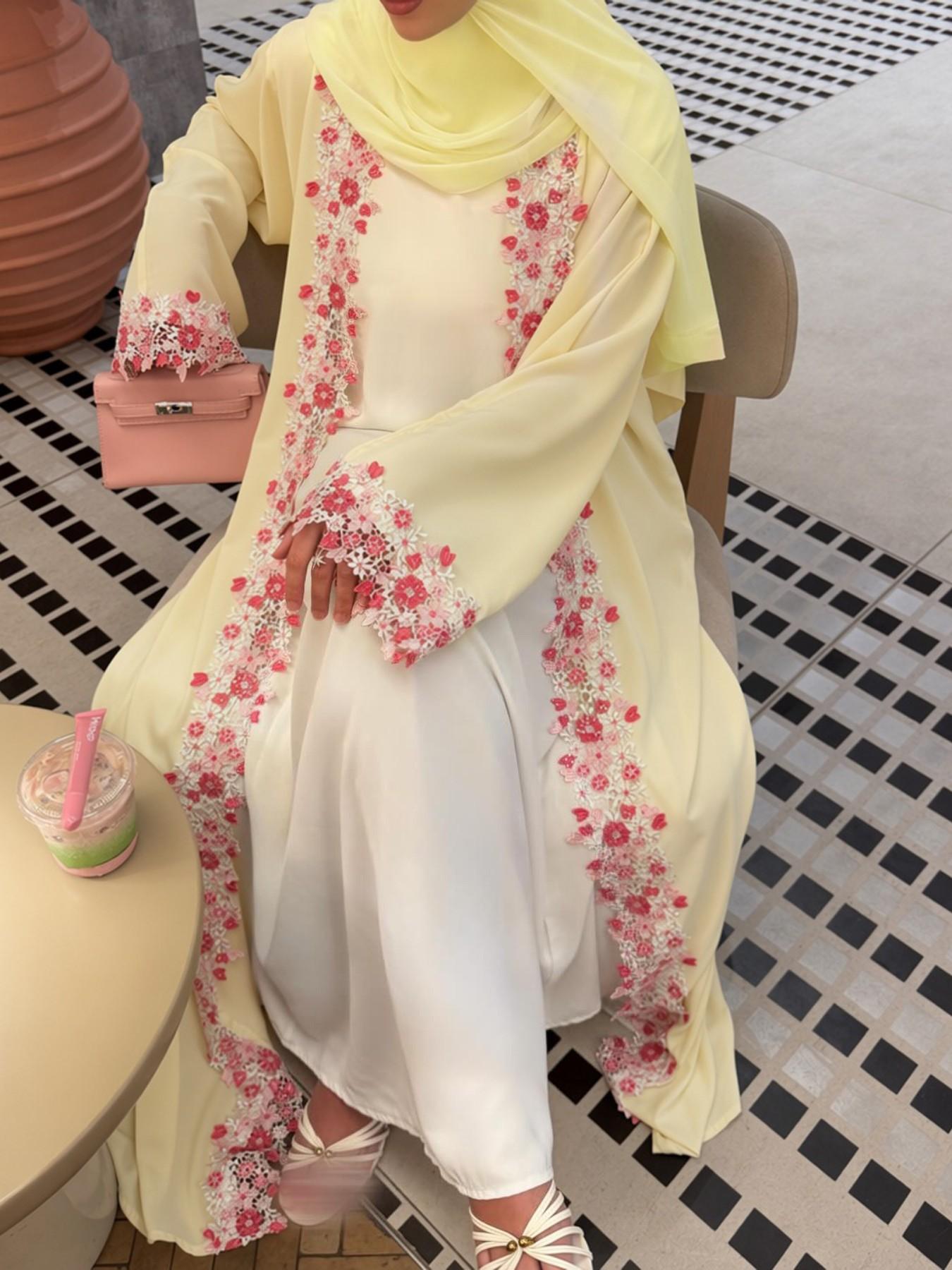 Hafizah Luxury Floral Lace Open Abaya for Women | Elegant Butterfly Yellow Dubai Style Kimono Cardigan Modest Muslim Outerwear