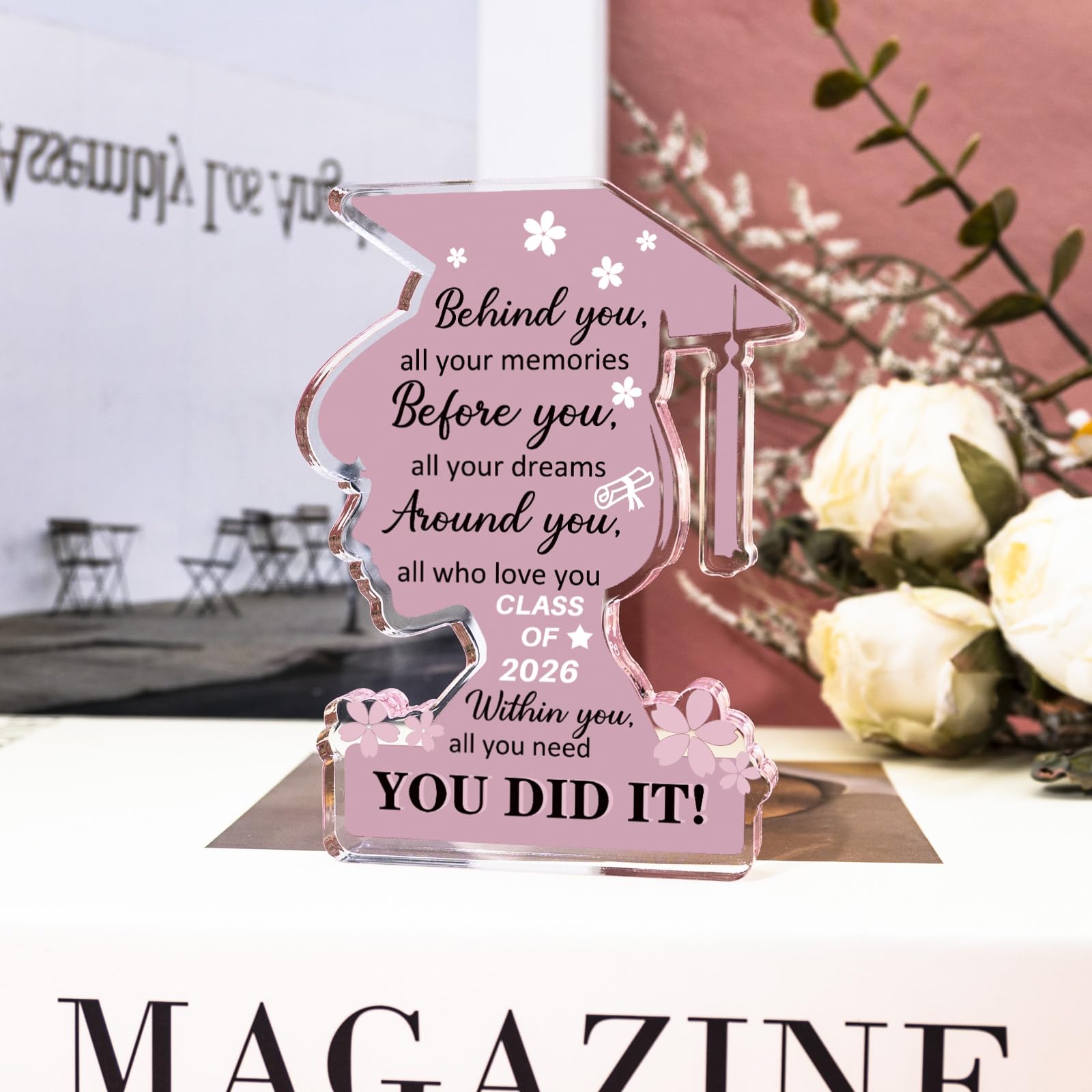 1 Piece 2026 Graduation Decoration, Graduation Gift for College and High School Graduates (Female), Personalized Acrylic Medal, Inspirational Decoration, Graduation Souvenir