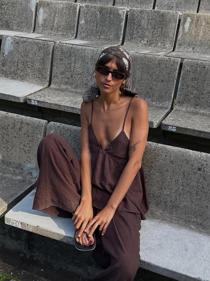 Fashion Casual Vacation Style Deep V Backless Crop Top and Wide Leg Pants Set, Sleeveless Fitted H-Type, Long Regular Length, Natural Waist