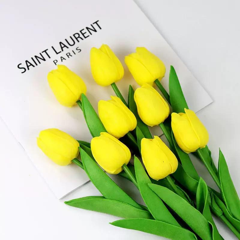 30pcs Realistic Tulip Flower Decorative Plastic Flowers, Touch-Realistic, Ideal for Wedding Bouquets, Home, Hotel, Party, Outdoor Events
