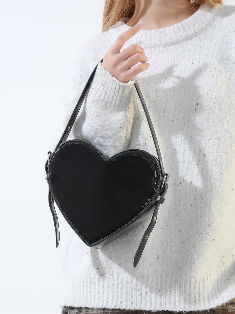 Fashionable  simple casual exquisite and versatile shoulder bag, niche design  heart-shaped creative modeling shoulder bag, Valentine's Day gift handbag, classic and versatile personality, shopping and dating, etc.