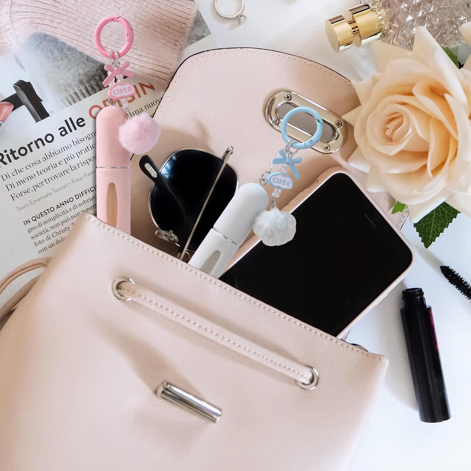 New Plush Hanging J-Piece Girly Keychain For Bags Kawaii, 5ML Perfume Sub-Bottling, Portable Travel Bottom Charger, Refillable Bottles New Plush Hanging J-Piece Girly Keychain For Bags Kawaii, 5ML Perfume Sub-Bottling, Portable Travel Bottom Charger, Refillable Bottles