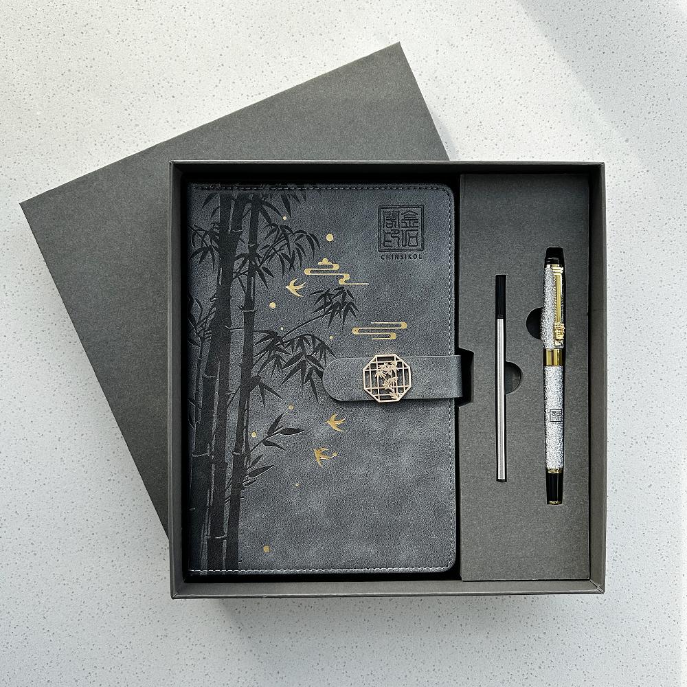 Chinsikol Gift Box Set, Chinese Style Notebooks with Metal Pen and Replacement Refills, Bamboo Pattern, Office Meeting Notes, Study Journals, Portable Notebook