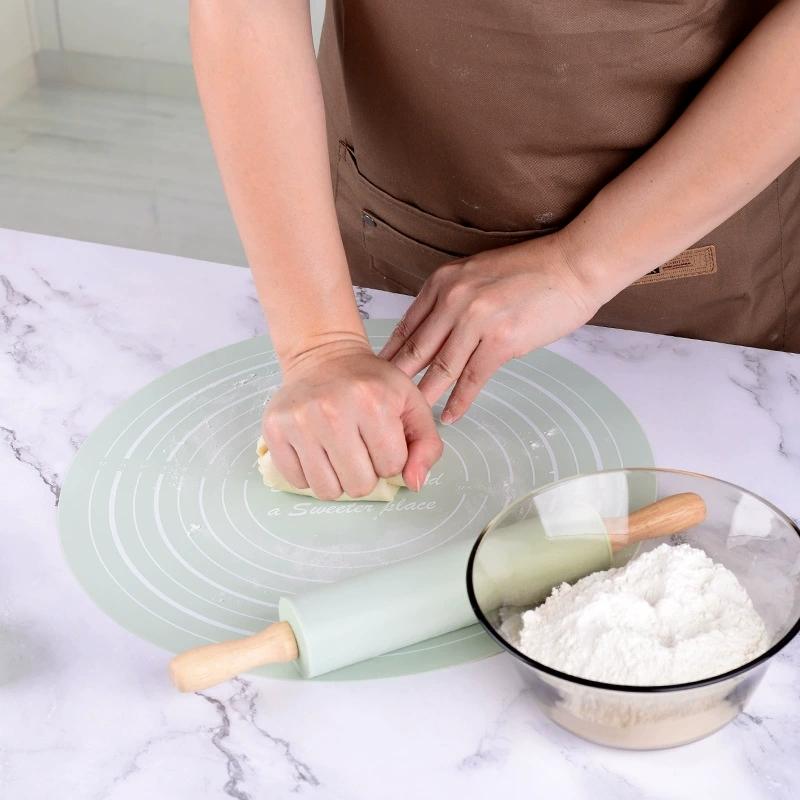 Dough Kneading and Rolling Pin Baking Set – Rolling Pin and Dough Mat Set, easily make cakes and dough, includes a round mat set, a must-have kitchen baking tool for home bakers and cooking enthusiasts