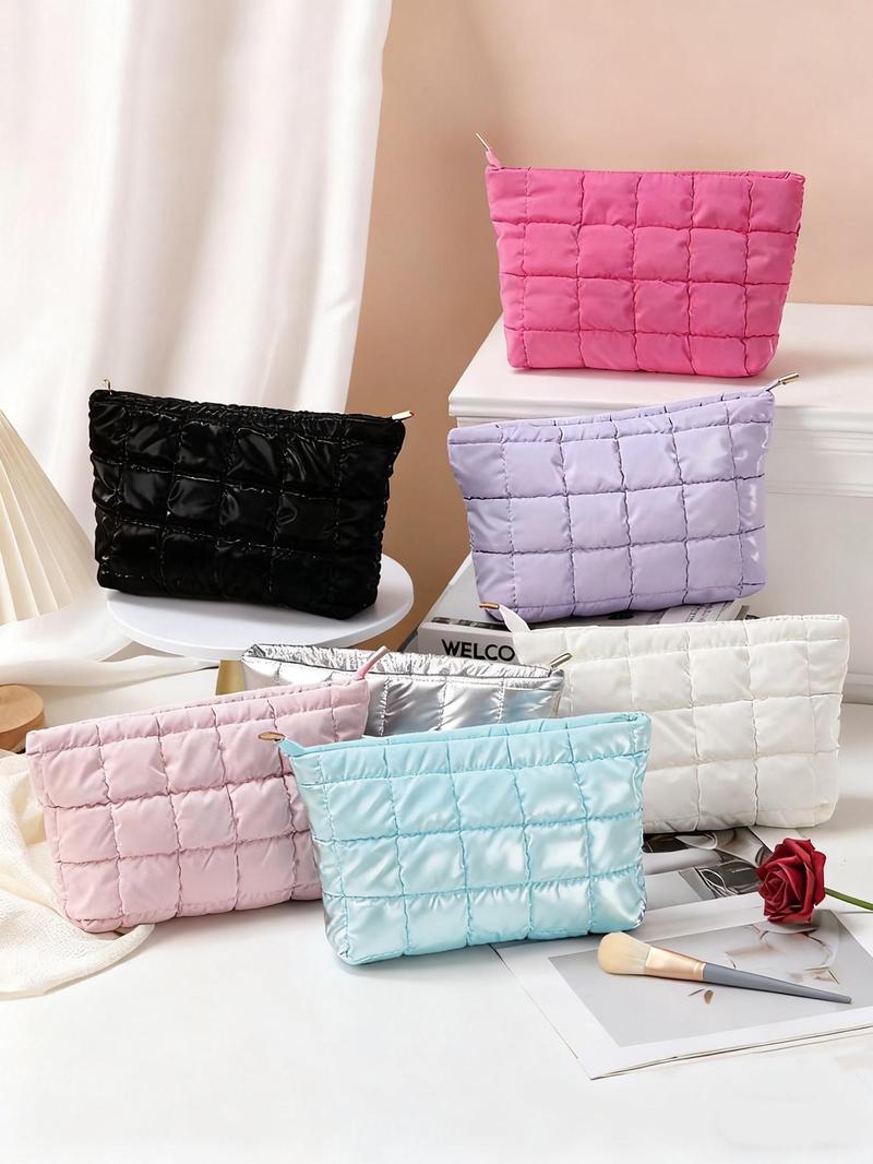 Ladies' minimalist fashion diamond-pattern makeup bag, casual textured quilted women's bag, suitable for daily business trips and travel, easy to carry, Makeup Organizer Pouch, Handheld Cosmetic Pouch