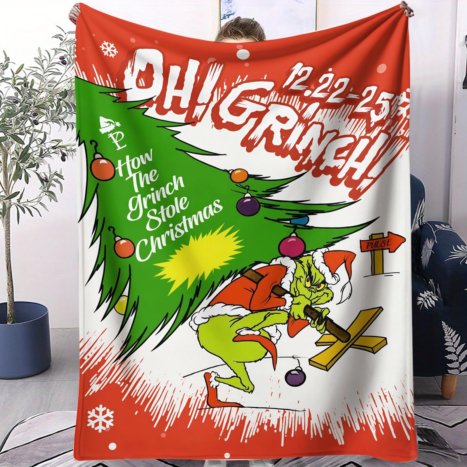 Christmas Grinch and Max pattern digital printed blanket, suitable for nap time blankets, is the perfect holiday gift for children, a single-sided printed blanket