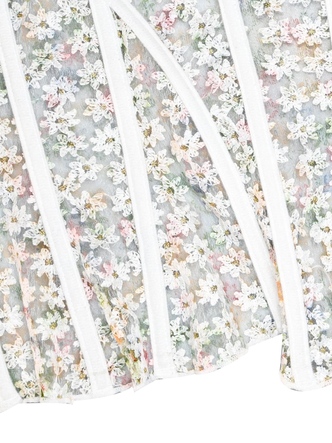 Women's Elegant Ditsy Floral Lace, Backless Design with Ribbons, Moderate Fabric, Suitable for All Seasons, Tummy Control Clothes