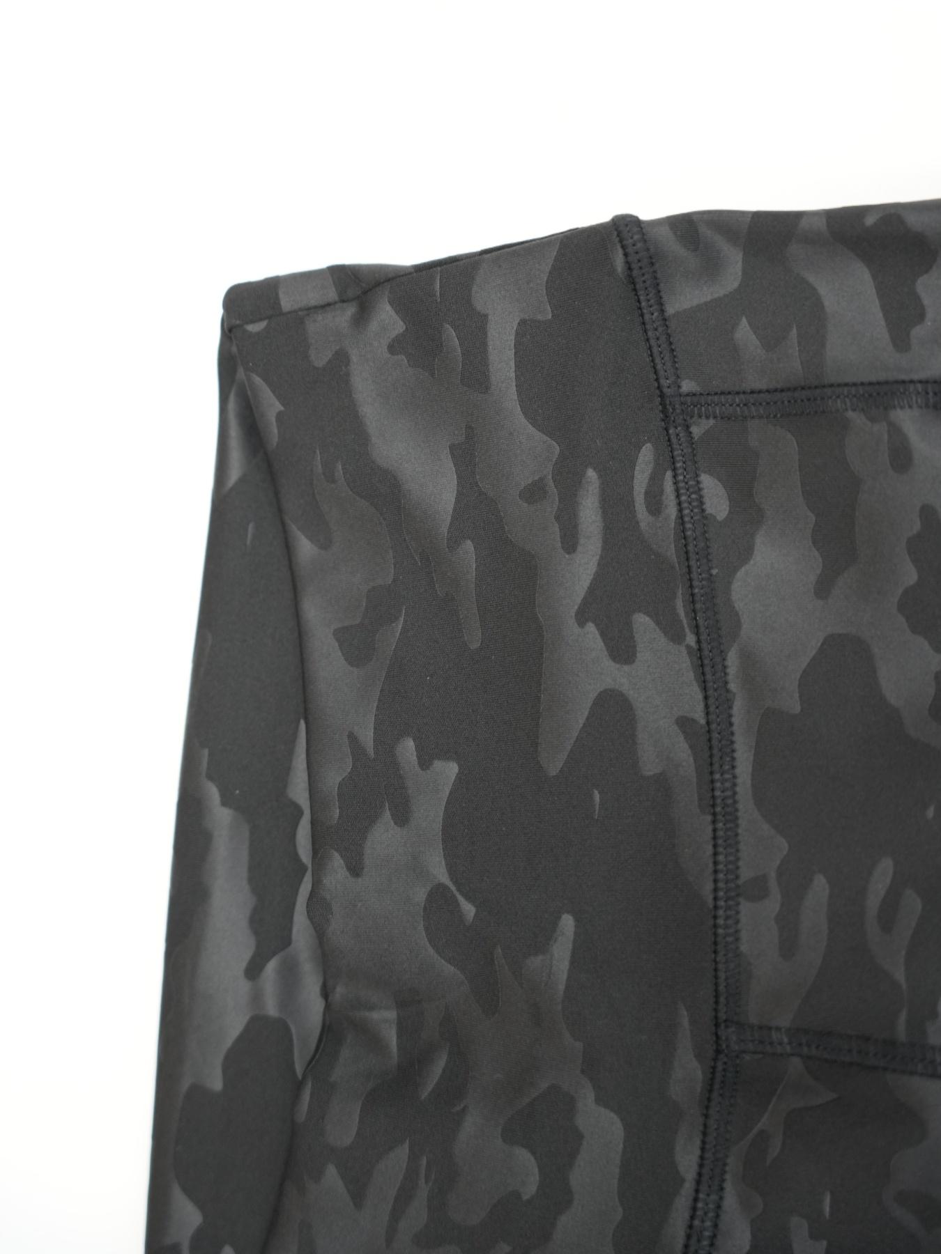 Women's Camo Print Gym Shorts, Breathable Comfortable Skinny Shorts, High Stretch Yoga Leggings, Ladies Sportswear for Indoor Outdoor Wear, Camouflage Athletic Shorts