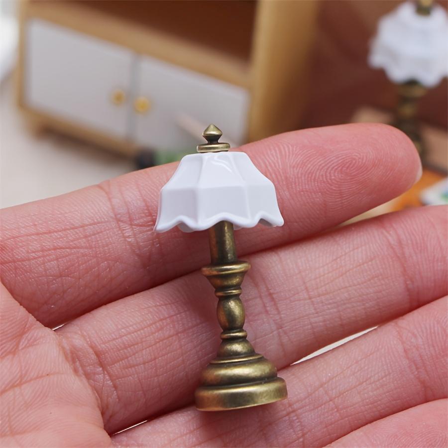 2pcs  Dollhouse Mini Vintage Metal Desk Lamp Model, Miniature Home Scene Light Prop, Simulated Bedroom Nightstand Lamp, Tiny House Decor, Pocket Scene DIY Small Part