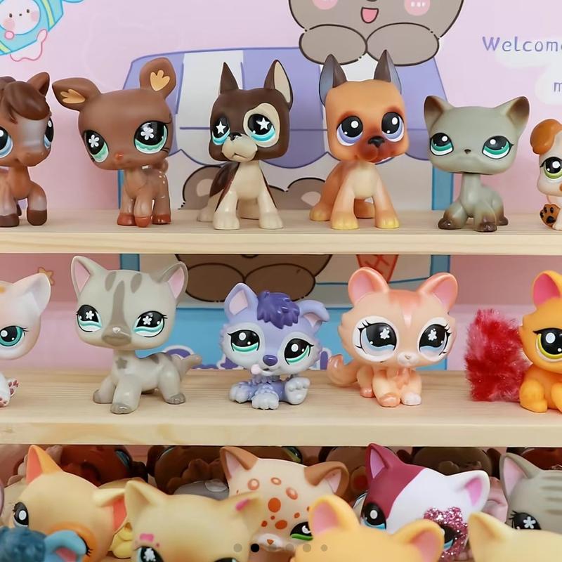 5PCS Random Miniature Cat and Dog Figures and Random 7pcs Accessories for LPS Collection Collectible Soft Animal Cute Animal Design