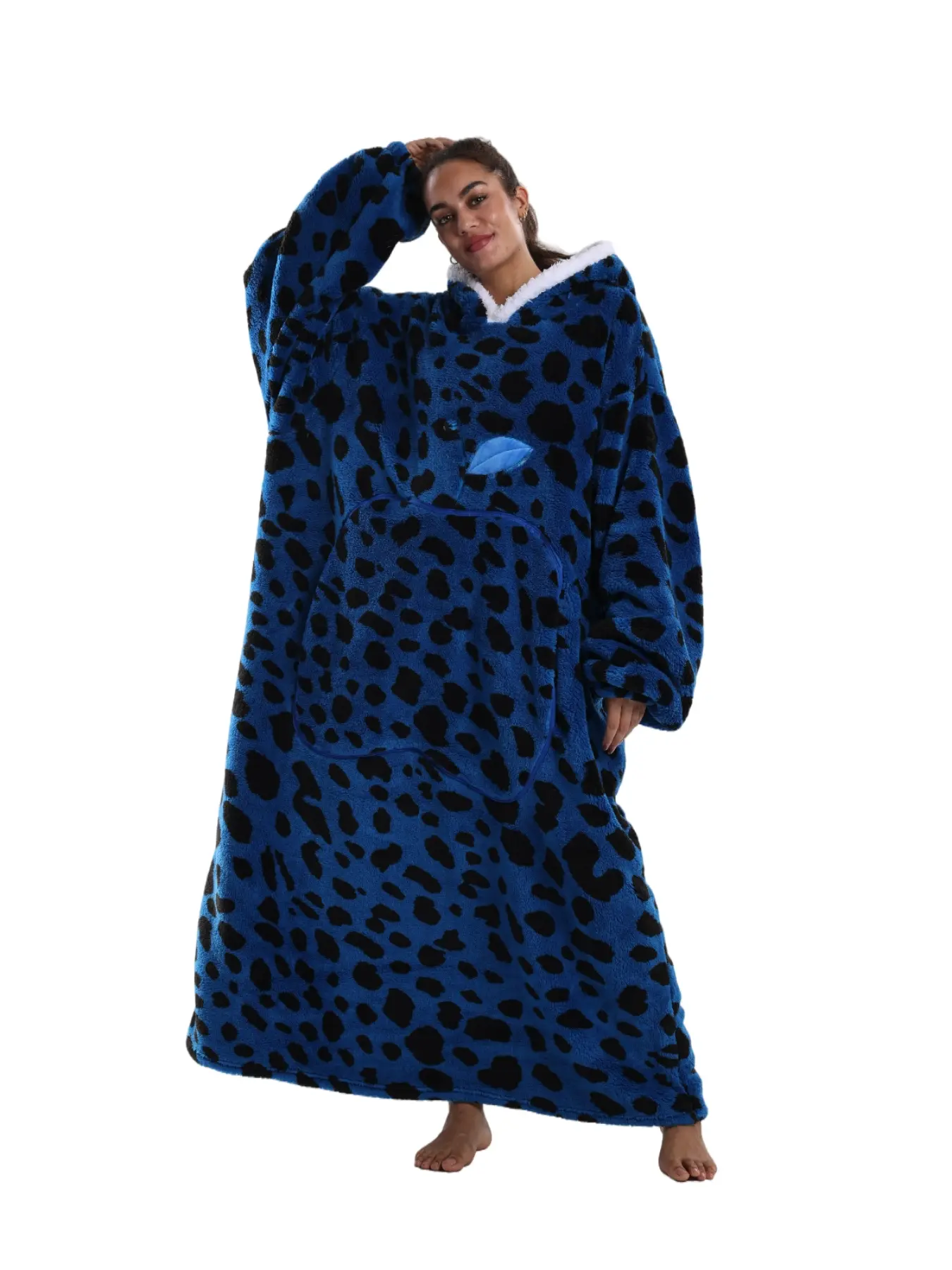 Women's Apple Pattern Drop Shoulder Hooded Flannel Lounge Robe, Casual Long Sleeve Pocket Design Blanket Hoodie, Ladies Sleepwear for Fall & Winter