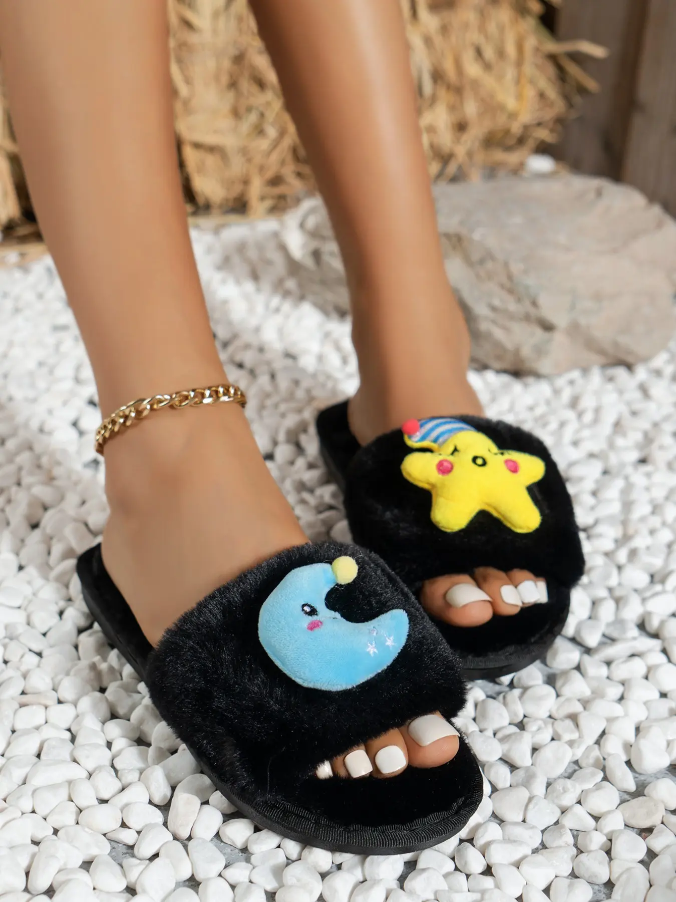 Plush One-Strap Slippers with Star Moon Cartoon Stickers, Cute Fun Home Bedroom Autumn Winter Women's Daily Casual Shoes