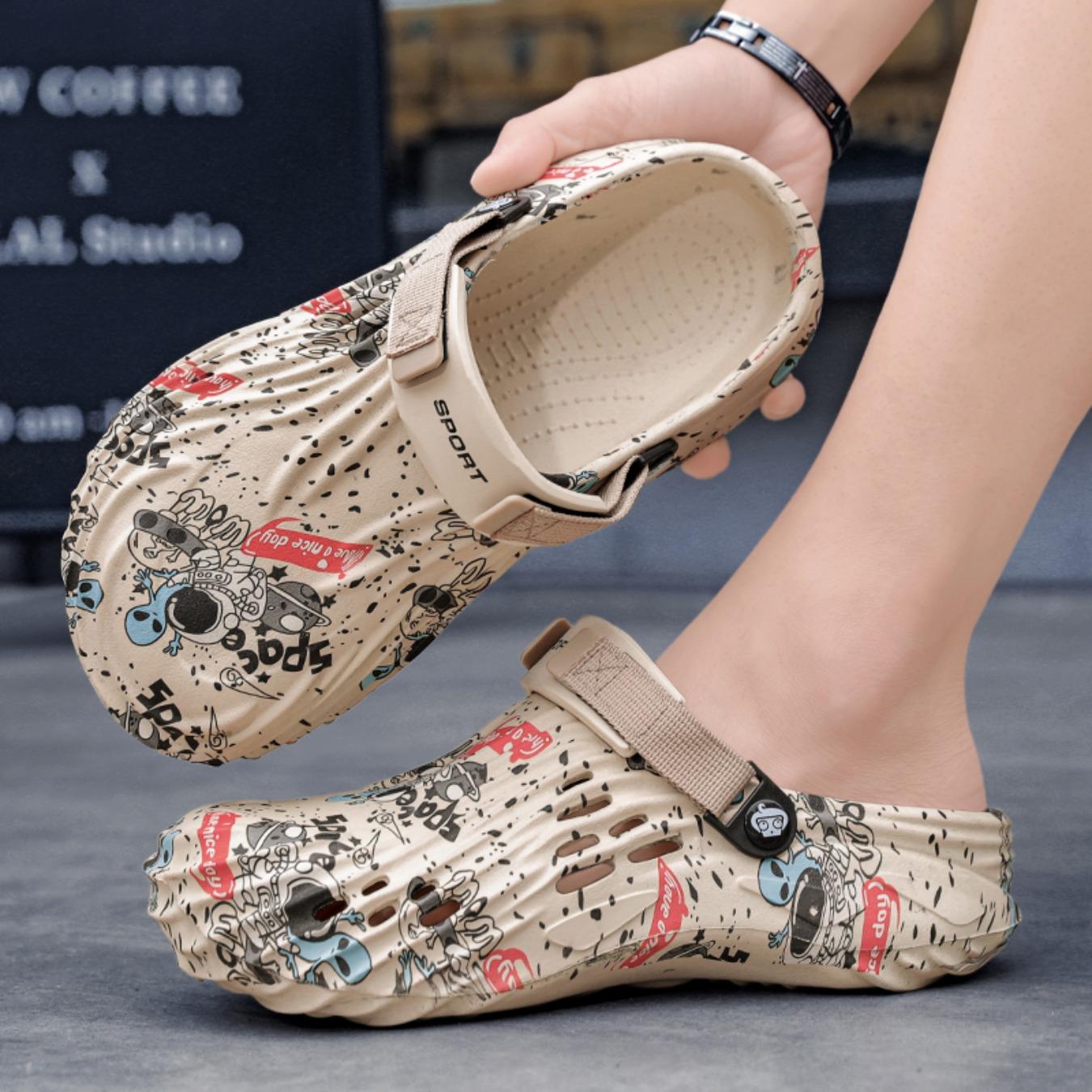 Men's Cave Shoes 2026 New Summer Outdoor Beach Shoes Sports Baotou Slippers Soft Sole Comfortable Wade Sandals