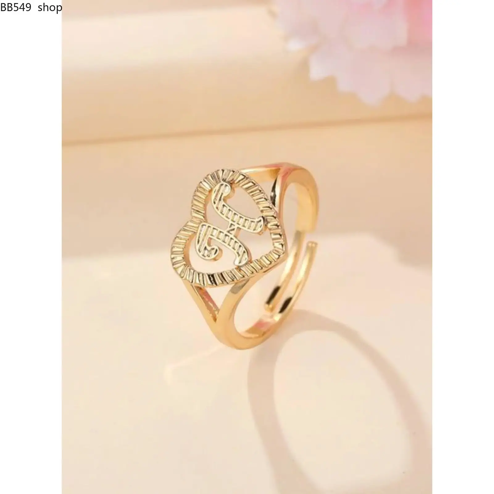 Mother's Day Gift Fashion Heart Shaped Hollow Out Letter Design Cuff Ring, Open Ring, Texture Metal Copper Material Decor Ring, Fashion Accessories For Women & Girls, Fashion Heart Rings, Finger Rings, Beautiful Rings