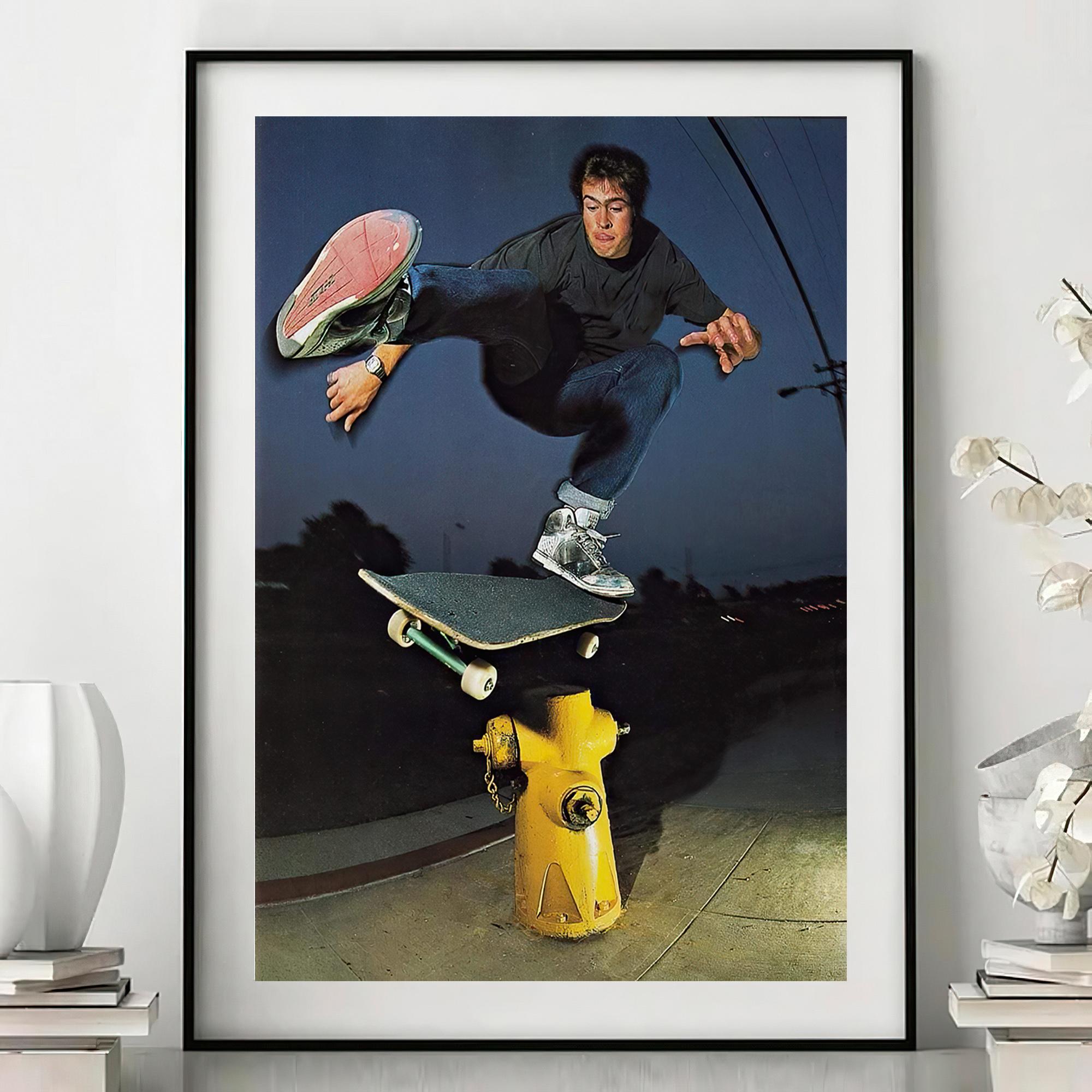 1pc Frameless Skateboarding Youth Canvas Art Print - Modern Vertical Wall Decor, High-Quality Vibrant Action-Packed Skateboarder Mid-Air Trick Poster for Living Room, Bedroom, Home Office - Indoor/Outdoor Durable Canvas Painting