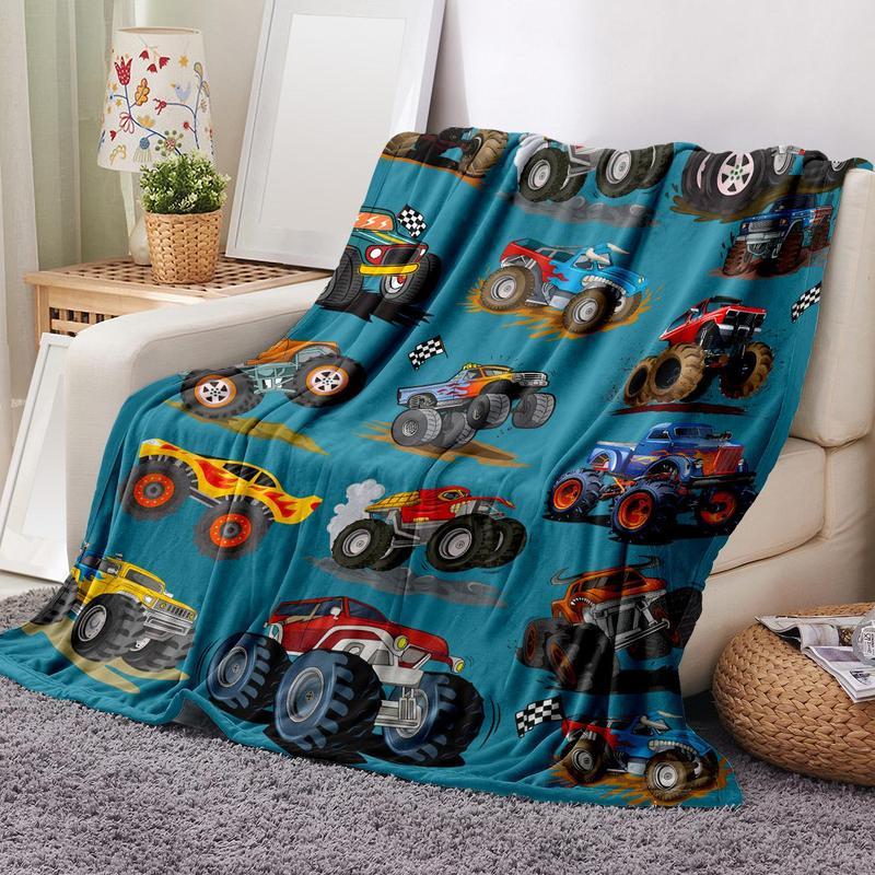 Soft Flannel Blanket with Flying Moth Design Warm Breathable Napping Throw for Home Travel Spooky Halloween Decor Cartoon Pattern Portable Cozy Warm