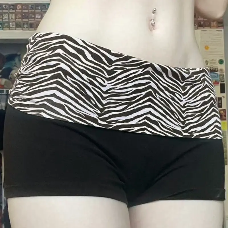 Women's Colorblock Striped Zebra-Stripe Knitted Shorts, Casual Wear Comfy Medium Skinny Fit Shorts, Summer 2026 Shorts for Ladies, Bottoms, Casual Fitted Shorts